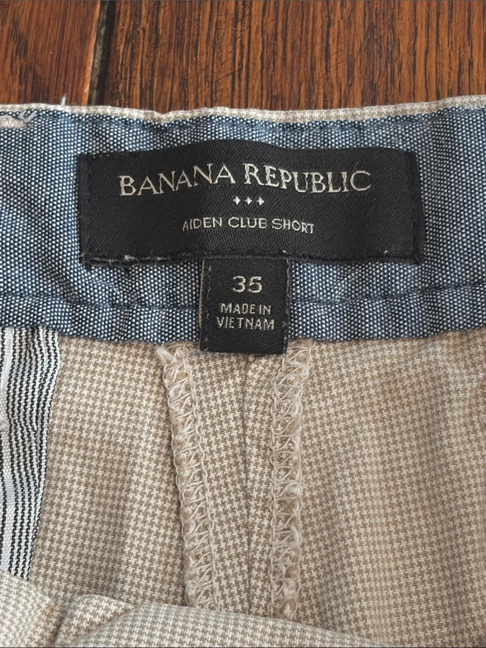 Banana Republic Men's Khaki and Brown Flat-Front Shorts